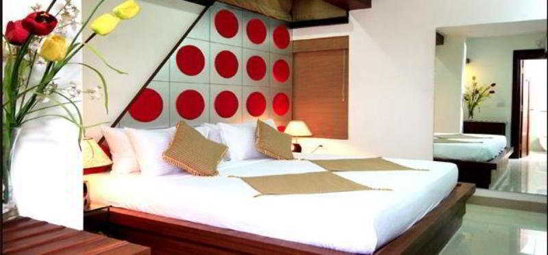The Nines Business Hotel Bangalore Exteriör bild