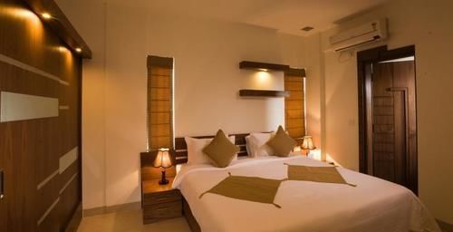 The Nines Business Hotel Bangalore Exteriör bild
